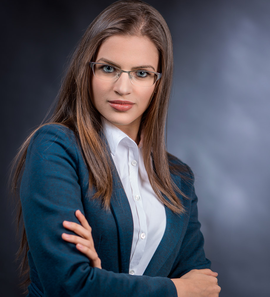 portret business ioana 403